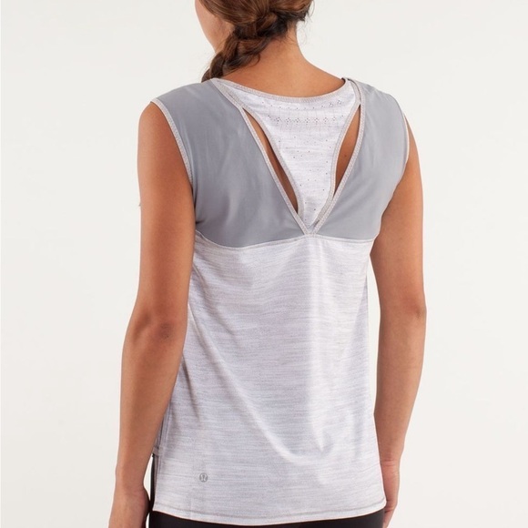 Lululemon Run: Light As Air Sleeveless - Picture 2 of 5